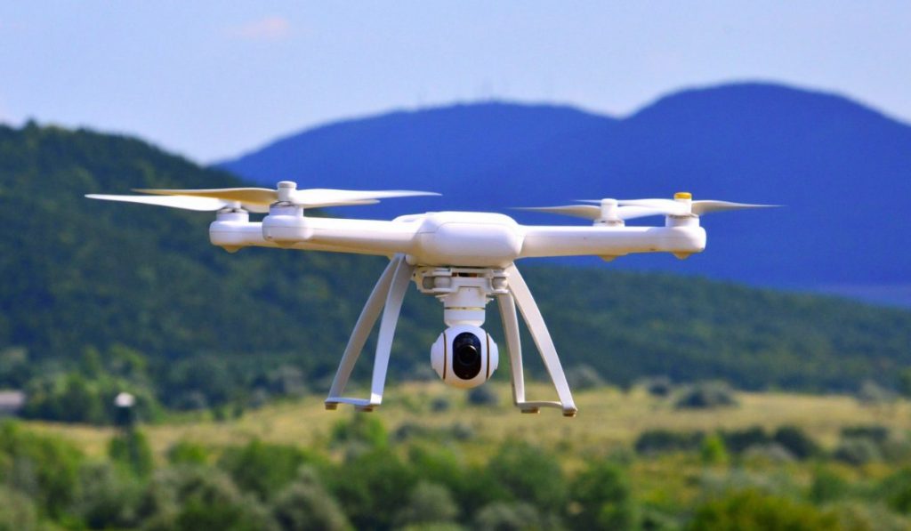Reaching New Heights: How High Can Drones Really Fly?插图2