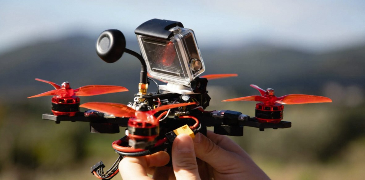 Explore the E88 Pro Drone: Features and Functions插图2