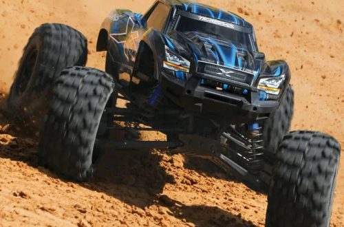 X-Maxx RC car