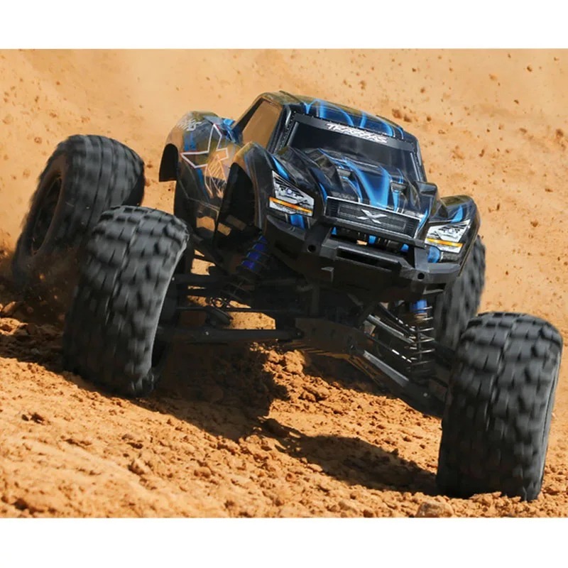 X-Maxx RC car